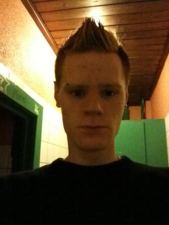 Gay Chat User Blue_eyes - Bild 1