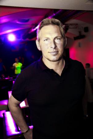 tom, august 2011t tom, august 2011t