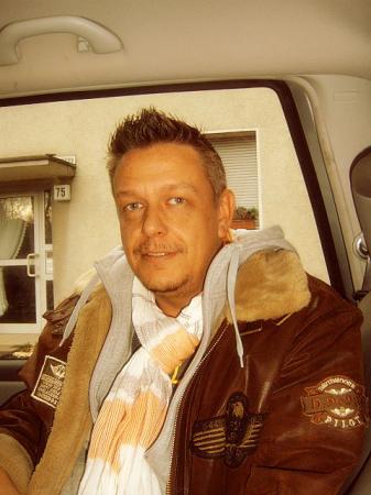 Gay Chat User Stefannrw2011 - Bild 2 Gay Chat User Stefannrw2011 - Bild 2