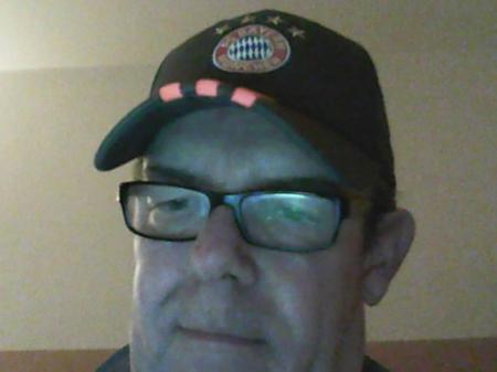 Gay Chat User ChubbySteve - Bild 2 Gay Chat User ChubbySteve - Bild 2