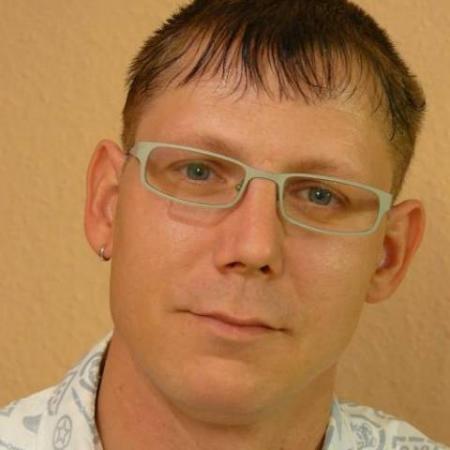 Gay Chat User Adidas_ - Bild 1 Gay Chat User Adidas_ - Bild 1