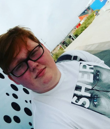 Gay Chat User suckya99 - Bild 1