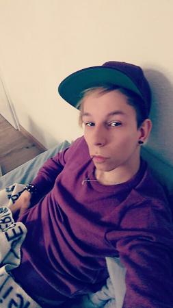 Gay Chat User Bottomboy93 - Bild 1